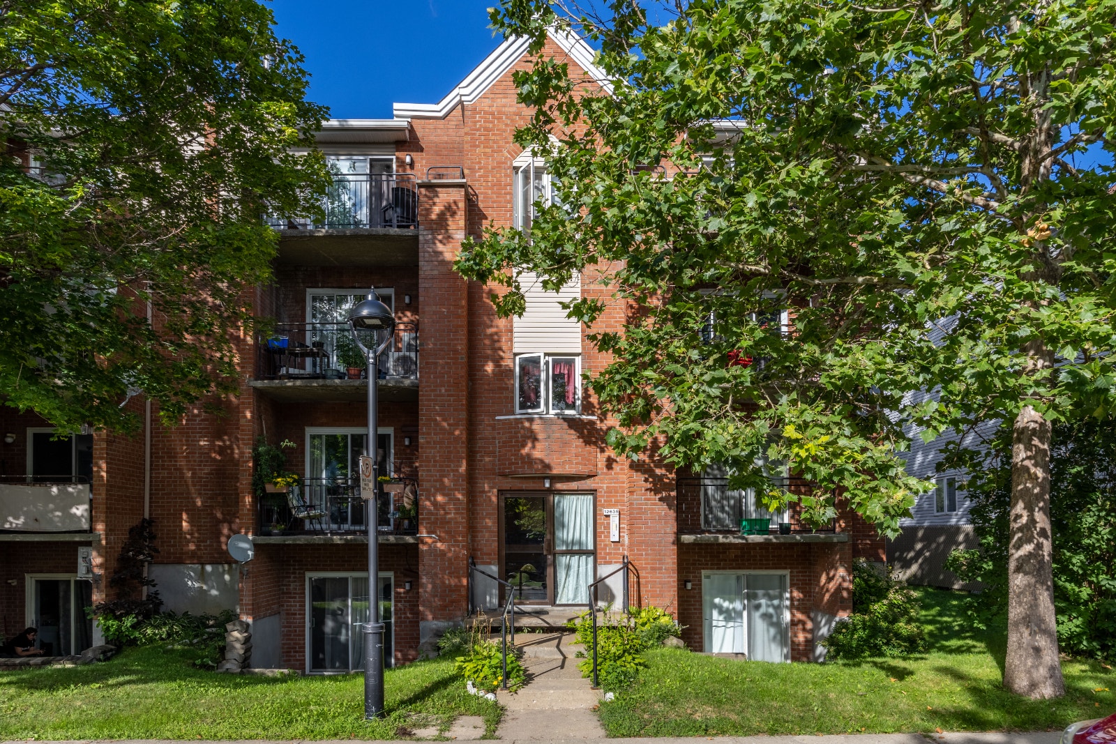 Condo à Riviere-Des-Prairies (Aut 25) — photo 1