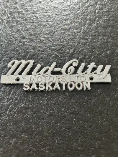Metal ( chrome) dealership emblem, View more