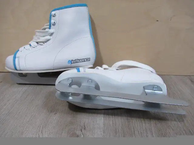 double blade skates in Skates & Blades in City of Montréal - Image 3