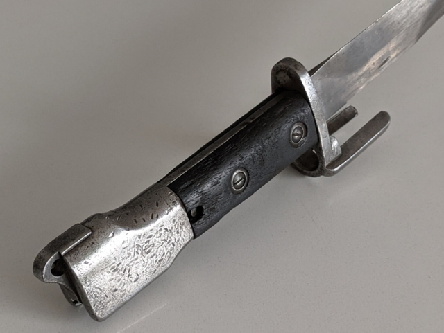 XRARE VINTAGE English M 1954  FAL Bayo with Scabbard in Arts & Collectibles in Gatineau - Image 11