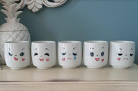Set of 5 adorable kawaii doll face tea sipper cups