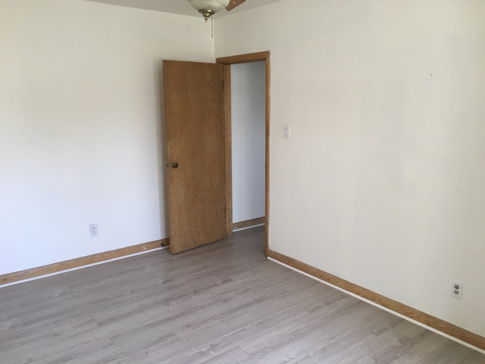 31 Herbert Street, Kitchener - 1Bd 1Bth/ 1st Dec 2
