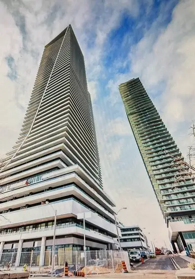 ️ Master Bedroom for Rent – Waterfront LUXURY PENTHOUSE $3,000/month 20 Shore Breeze Dr, Toronto, ON...