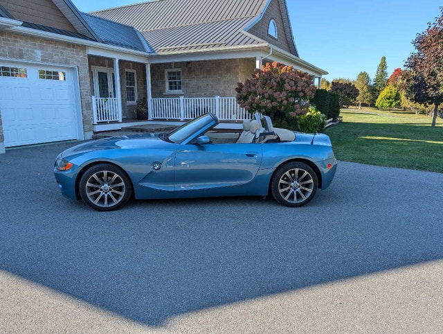 2003 BMW Z4 2.5i Automatic LOW Km