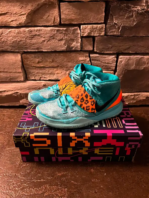 Nike Kyrie 6 Oracle Aqua (Boys Grade School) in Men's Shoes in St. Albert - Image 2