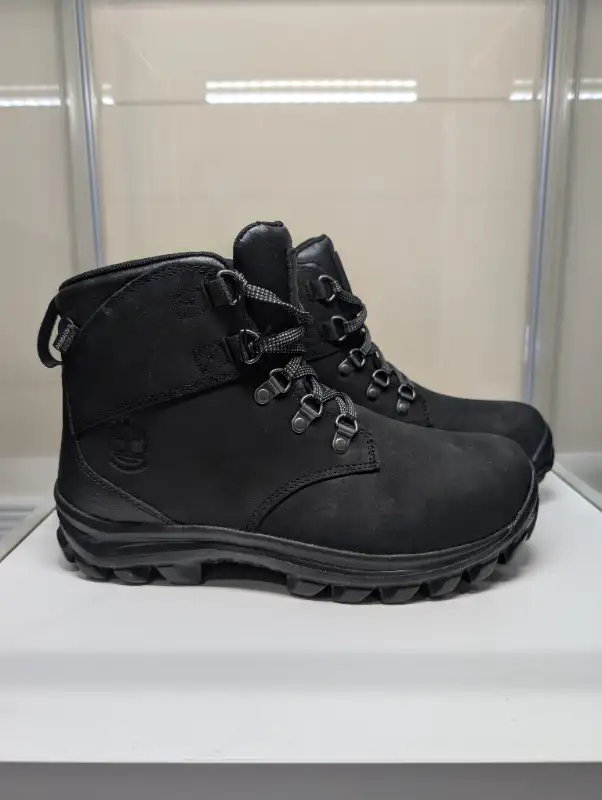 Timberland Chillberg Mid Lace Waterproof boots in Men's Shoes in City of Toronto - Image 5