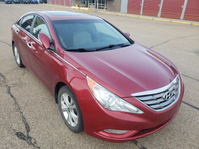 *** ONE OWNER *** 2011 Hyundai Sonata Limited 2.0T FULLY LOADED