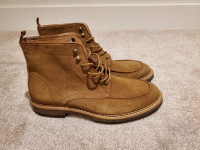 Brand new Men's 1901 boots size 9