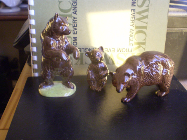Beswick Wild Animals Figurines - " Bears "- #1313, #1314, #1315 in Arts & Collectibles in Kitchener / Waterloo - Image 2