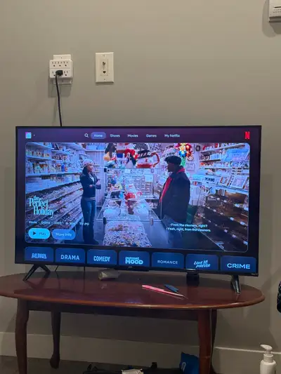 43 inch smart tv, comes with tv stand, View more