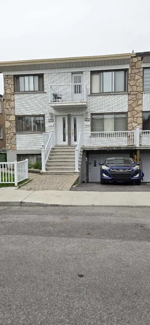 ...Own room furnished and well maintained, in a clean safe quiet neighborhood, near a large shopping...