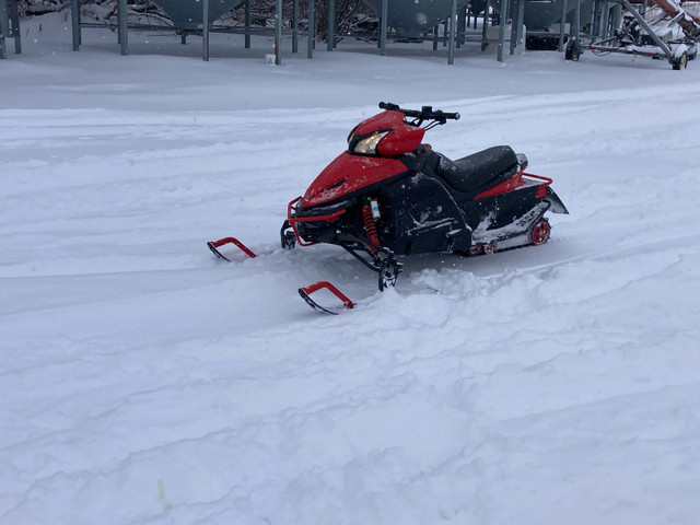 Kids 250 snowmobile-reduced in Snowmobiles in Regina - Image 4