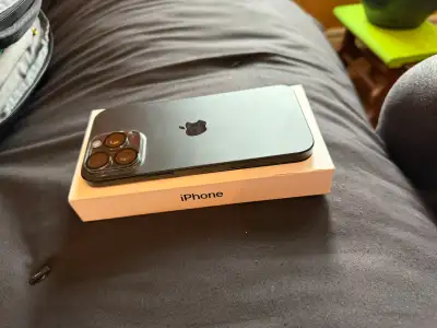 Black iPhone 16 Pro Max. 9/10, View more