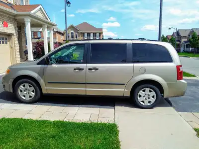 2008 Dodge Grand Caravan SE Stow n Go. https://www.facebook.com/share/1CQZVfyPwd/ - Heavy Hitch rece...