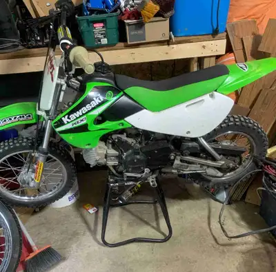 Owned if for about 5 years no issues Started right up after sitting all winter. Stored inside, skid...