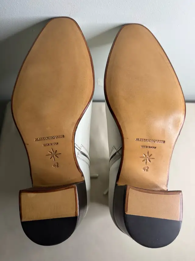 Alessandro VASINI Juan 60mm White Ivory Leather Chelsea Boots  in Men's Shoes in City of Toronto - Image 6