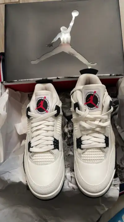 Jordan 4s, View more