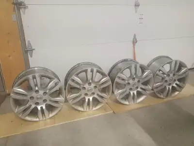 For P205/65/R16 or P215/60/R16 tires