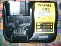 DeWALT charger DCB112