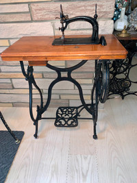 1870s ‘The Osborne’ Cast Iron Treadle Sewing Machine by the Guel