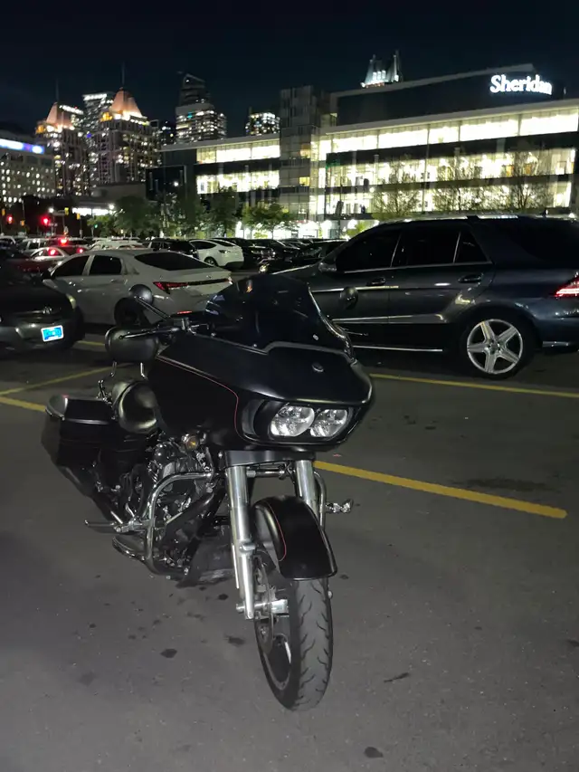2015 Harley Davison’s road glide special,  103 twin cam in Touring in Mississauga / Peel Region - Image 6