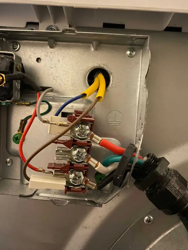 Washer,dryer,stove,oven,dishwasher and fridge repair in GTA in Appliance Repair & Installation in City of Toronto - Image 8