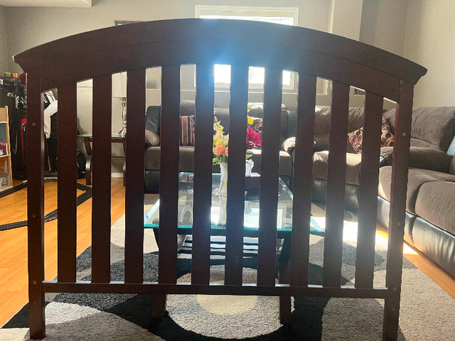 Wooden Baby Crib in Cribs in Lethbridge - Image 2