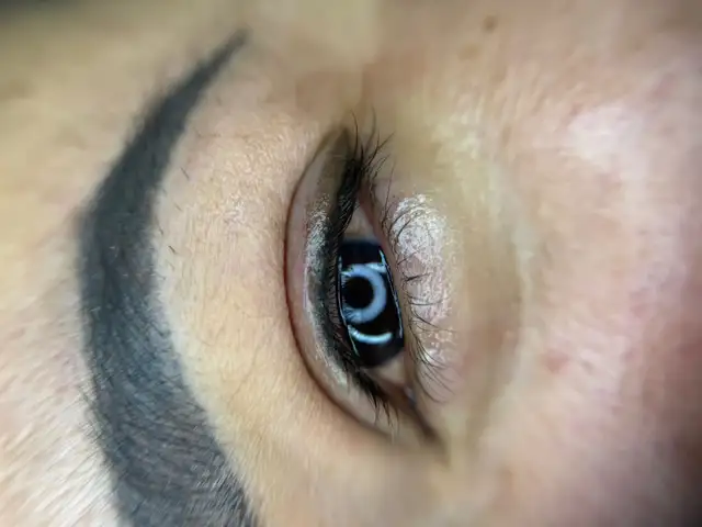 Facial, Waxing, eyebrows and permanent makeup  in Health & Special Needs in Edmonton - Image 11