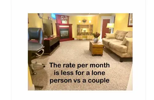 (1) BRIGHT AND CHEERY - The ambiance and decor of this cheery Airbnb style apt is upscale. All rms a...