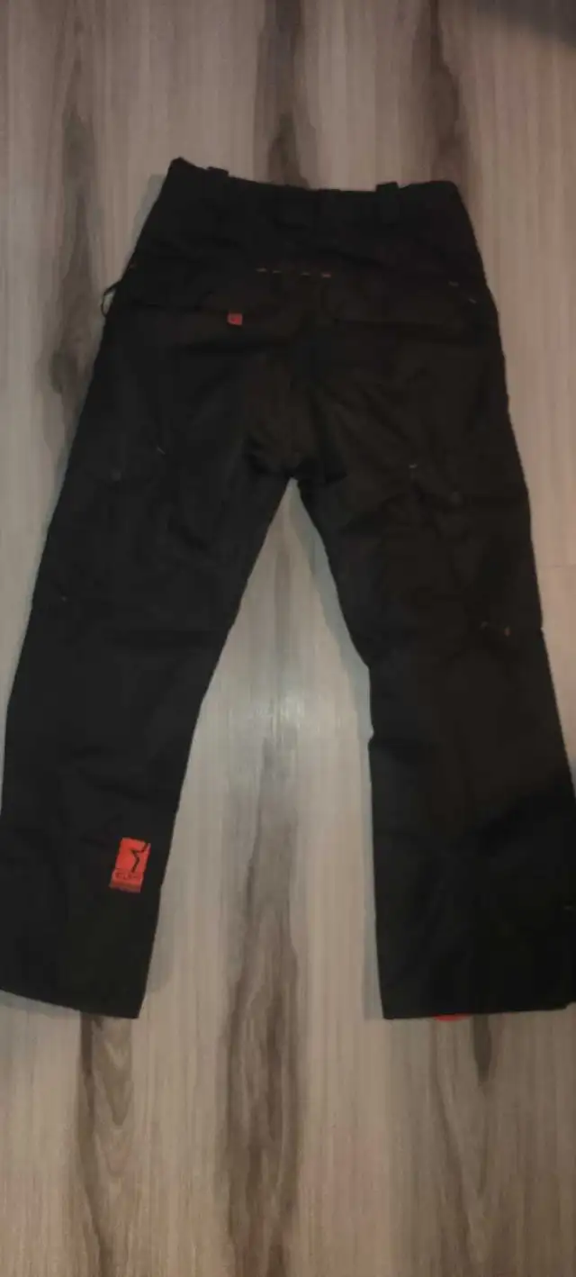 Ski Snow Pants | Performance BoardWear size S, good in Men's in Edmonton - Image 4
