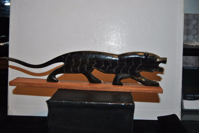 Vintage Carved Horn  Walking Tiger Figure in Arts & Collectibles in Vancouver - Image 2