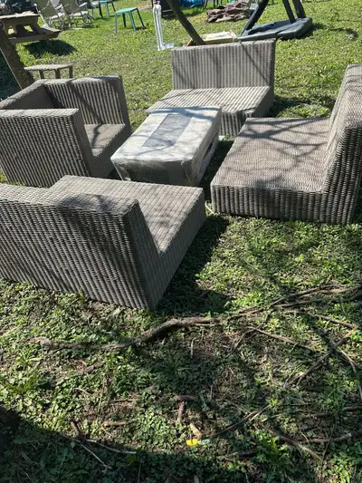 * Sofa: Comfortably seats three * Chairs: Two individual chairs * Ottomans: Two versatile ottomans,...