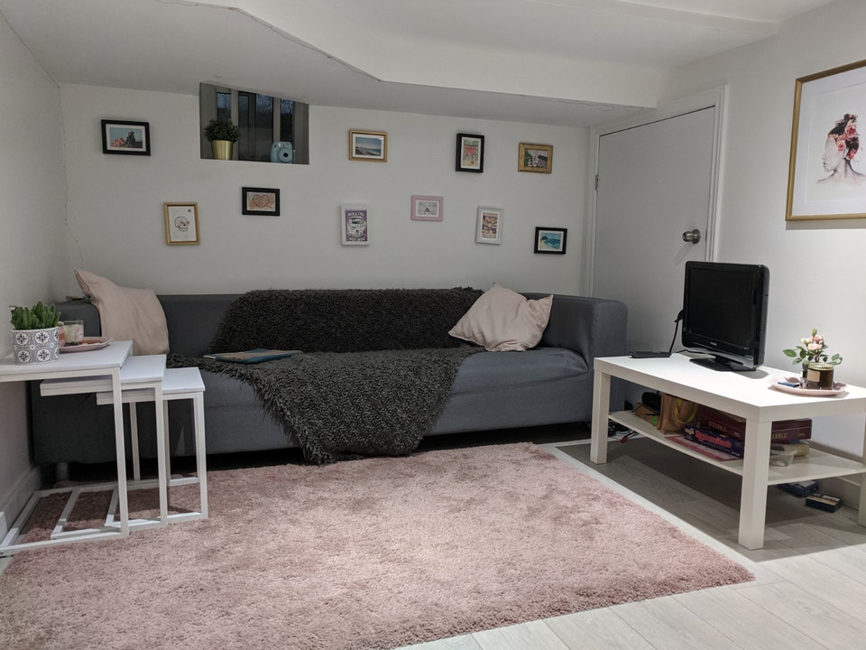 All inclusive one bed basement apartment with ensuite laundry 3