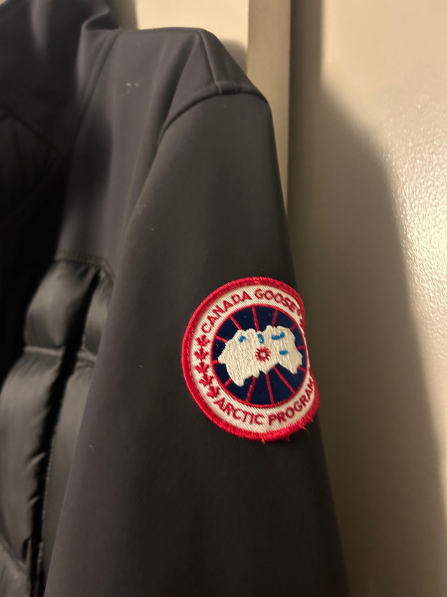 Canada Goose perfect Fall/Spring Jacket in Men's in Winnipeg