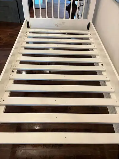 Bombay & Tempur-Pedic White solid wood Twin Bed Frame mattress L, View more