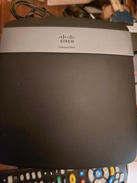 Router Cisco linksys e2500