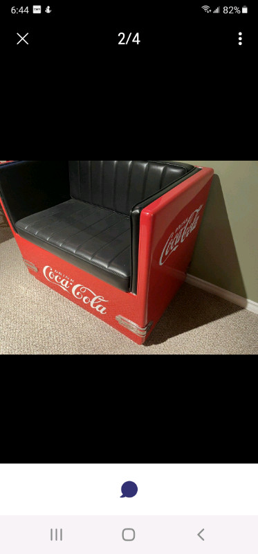 Coca-Cola vintage couch in Arts & Collectibles in City of Toronto - Image 4