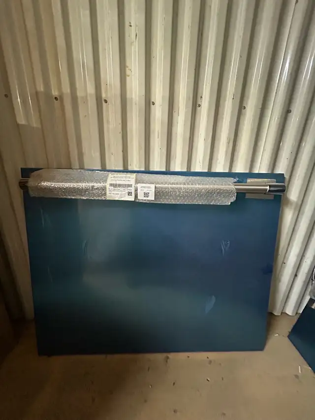 36” Thermador Stainless Steel Fridge/Freezer Panels in Refrigerators in Guelph - Image 4