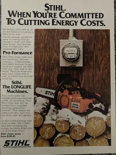 « The world’s largest selling chain saw. » Dimensions : 8 inches wide by 11 inches high. In excellen...