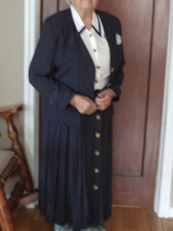 Ensemble in Women's - Dresses & Skirts in Drummondville - Image 2