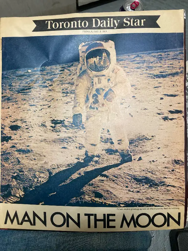 TORONTO DAILY STAR,  August 8 1969 MAN ON THE MOON Insert in Arts & Collectibles in City of Toronto - Image 2