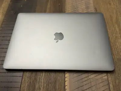 MacBook Air M1 8GB 256GB 2020, View more