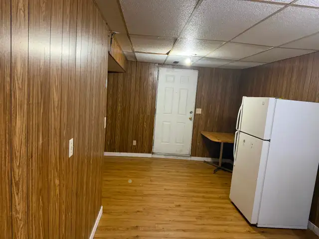 1 bedroom + Den basement in the NE in Long Term Rentals in Calgary - Image 7