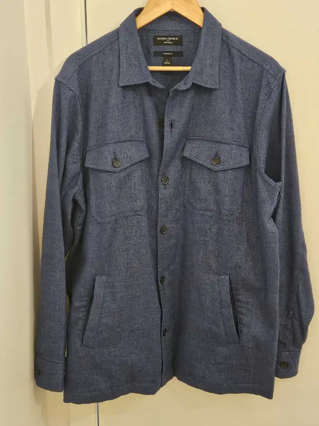 Banana Republic Men's jacket in linen mix, size large in Men's in City of Montréal - Image 2