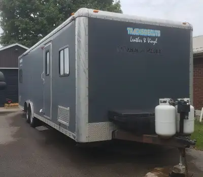 2006 Forrest River Work and Play Toy Hauler Everything works - Fridge - A/C - Heater - Plumbing - St...