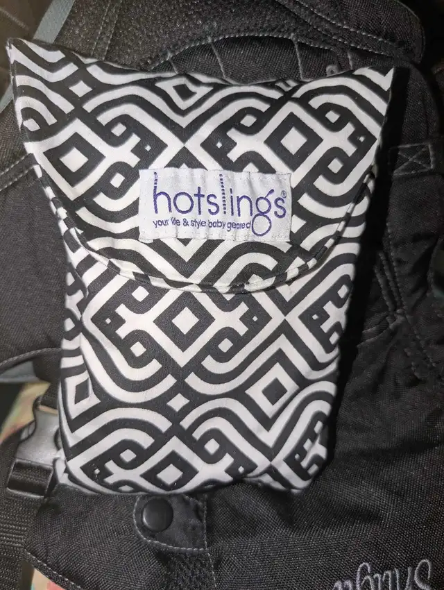 Hotslings baby carrier in Strollers, Carriers & Car Seats in Oakville / Halton Region - Image 4