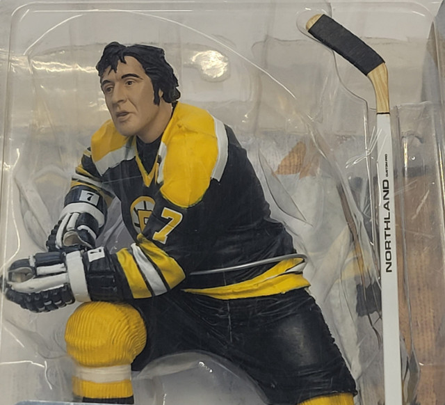 McFarlane's Sportspicks NHL Legends Series 2 Phil Esposito in Arts & Collectibles in Windsor Region - Image 2