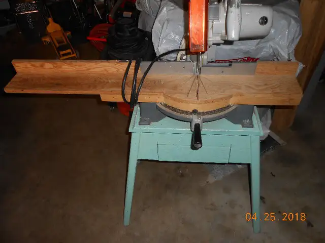 9inch  miter saw name rock well in Power Tools in Edmonton - Image 5