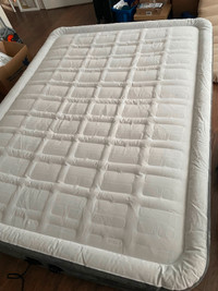 Deluxe Air Mattress Elevated Double / Full