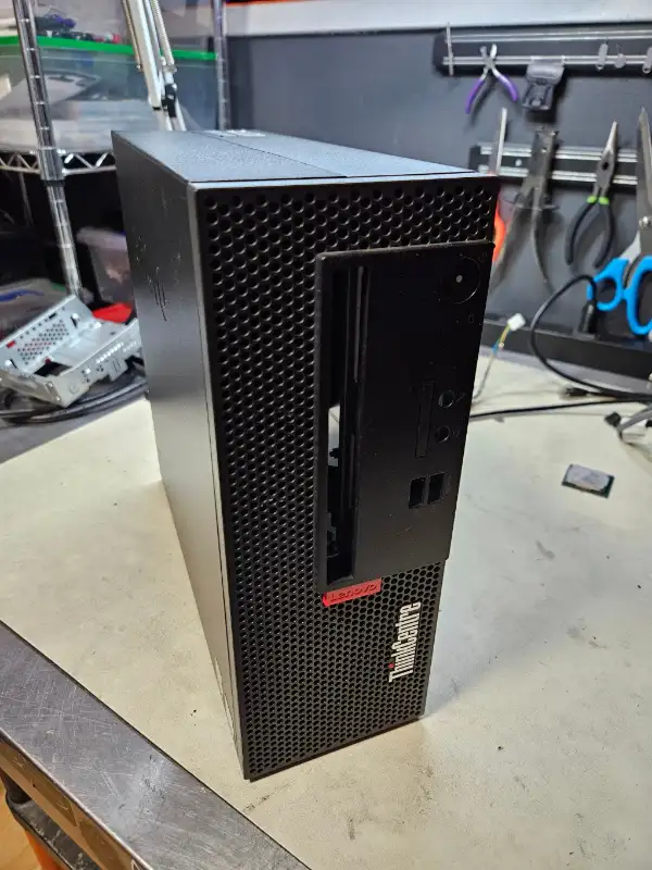 Lenovo ThinkCentre M710e (EMPTY CHASSIS) in Desktop Computers in Calgary - Image 3
